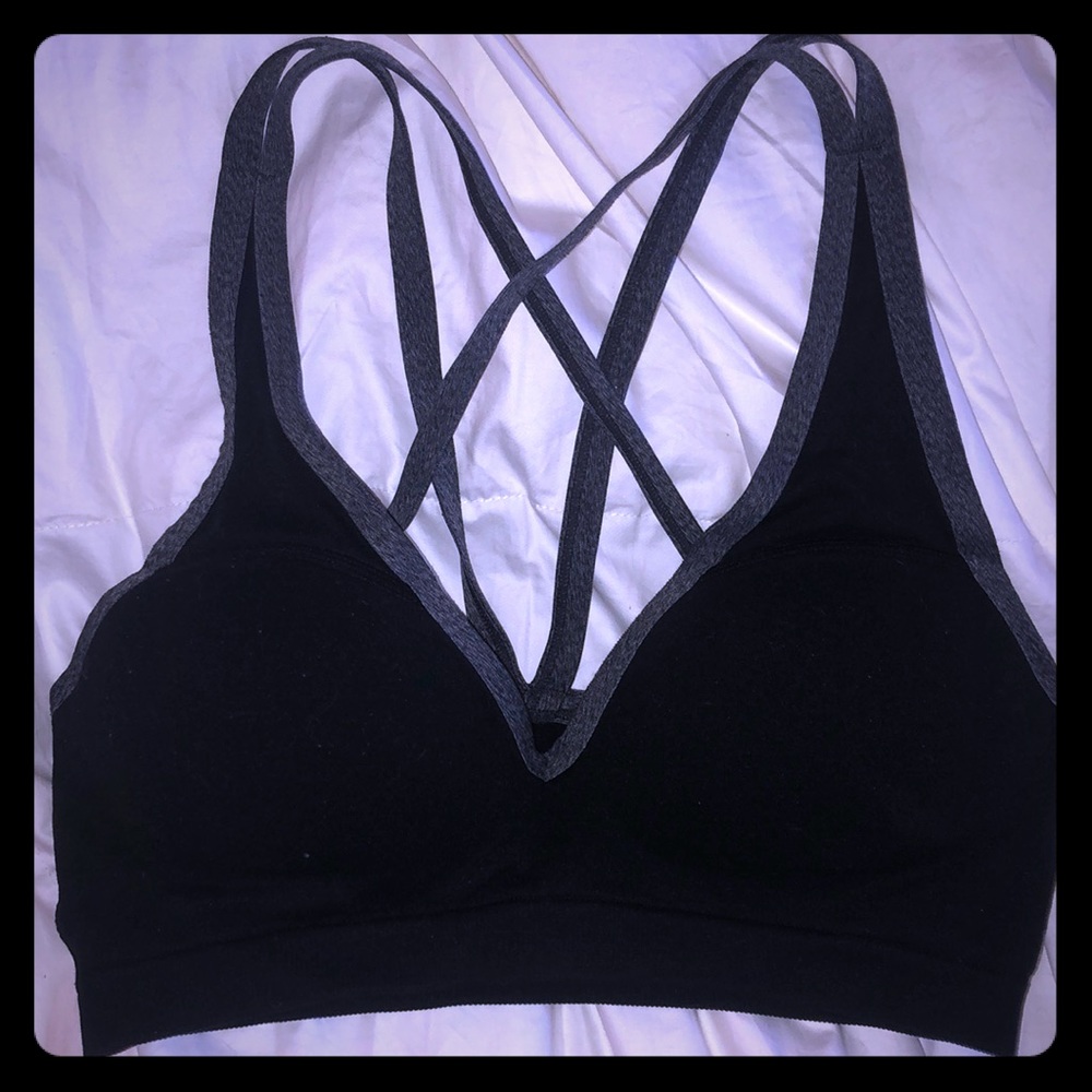 VS Sports Bra